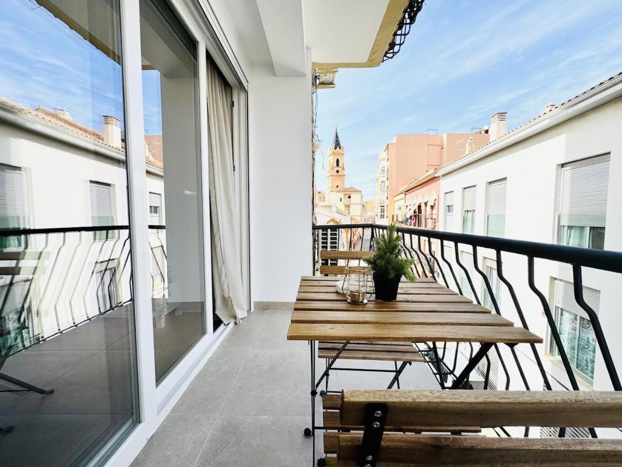 Family Apartment In The Malaga City Center Exteriér fotografie