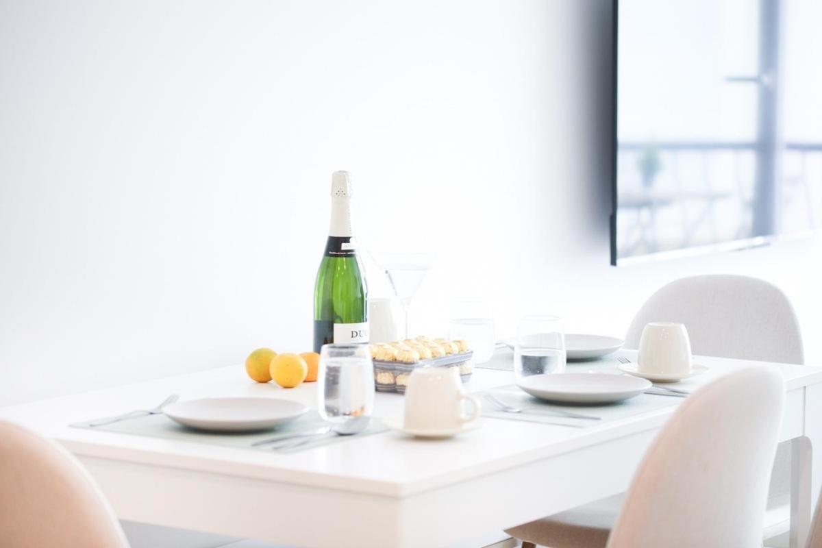 Family Apartment In The Malaga City Center Exteriér fotografie